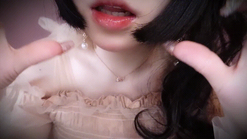 B5.2嗷呜~吃掉哥哥.mp4_20230805_204047.gif